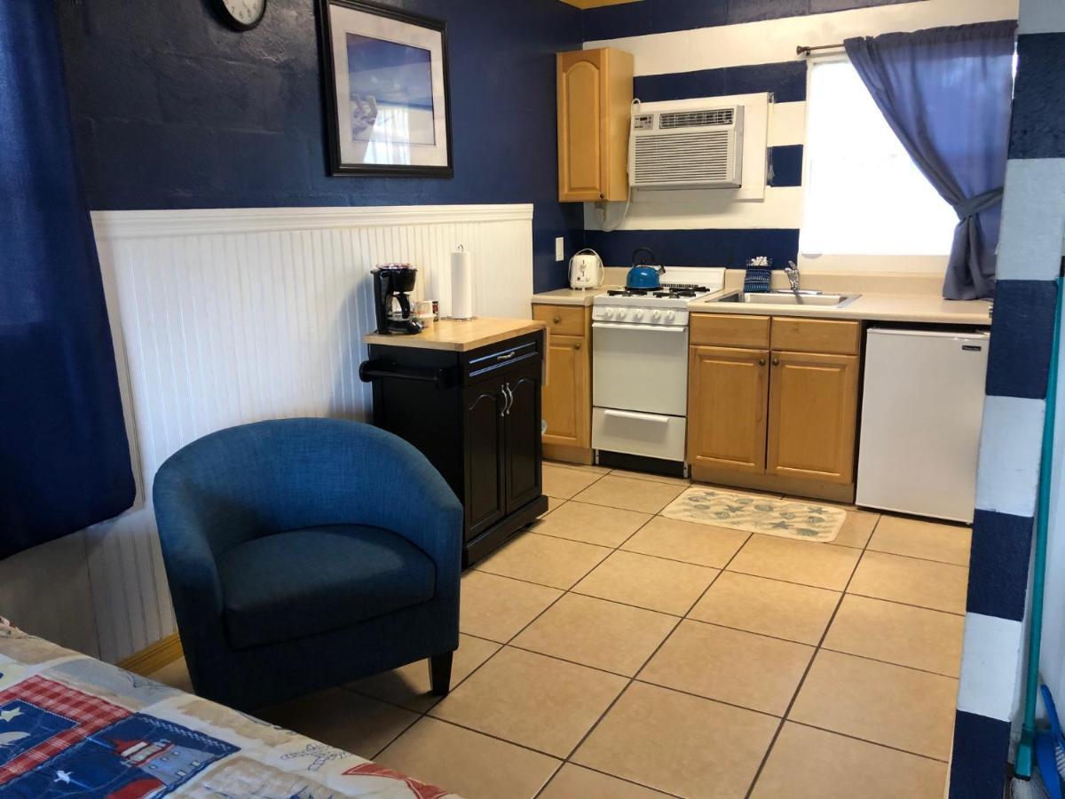 Pelican Post - Bradenton Beach Motel ภายนอก รูปภาพ